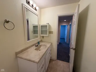 632 Runnymede Court, Greenfield - 15