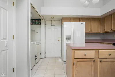 10764 Pimlico Circle, Carmel - 18