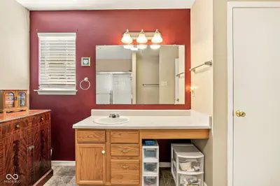 6852 Maywood Circle, Avon - 17
