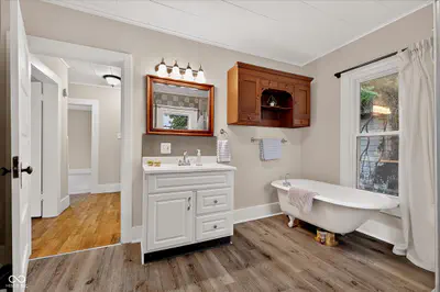 154 11th Street, Noblesville - 25