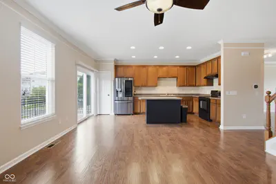 6338 Central Boulevard, Whitestown - 15