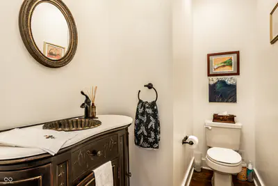 520 Cedar Street, Zionsville - 38