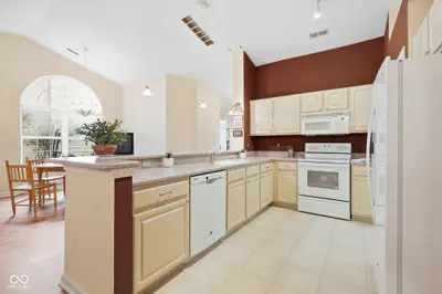 5357 Spring Creek Circle, Indianapolis - 11