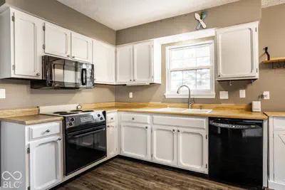 8633 Fox Ridge Lane, Indianapolis - 9