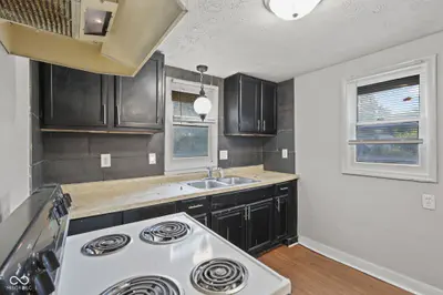 4705 Prospect Street, Indianapolis - 12