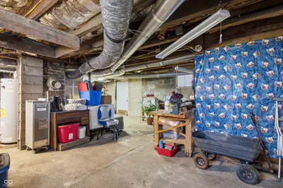139 Main Street, Centerville - 28