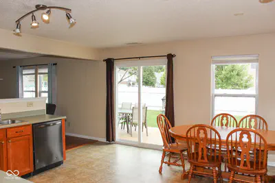 8468 Ash Grove Drive, Indianapolis - 39