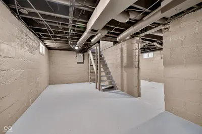 2240 Pennsylvania Street, Indianapolis - 18