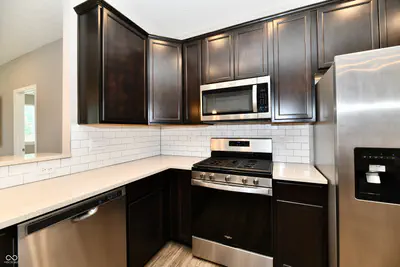 6768 Birmingham Avenue, McCordsville - 4