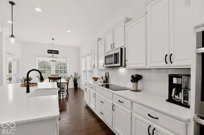 10510 Fox Hunt Road, Fishers - 24