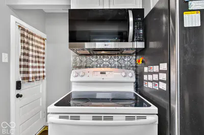 1302 Court, Columbus - 26