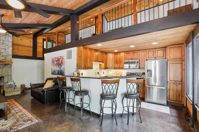 7310 Salmon Drive, Nineveh - 11