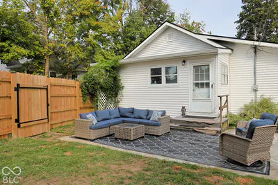 101 Robinson Street, Franklin - 13