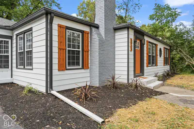 5924 Allisonville, Indianapolis - 17