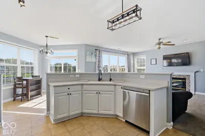 8035 Meadow Bend Lane, Indianapolis - 19