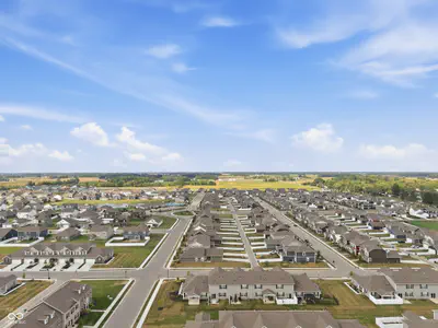 6387 Wasco Drive, Whitestown - 37