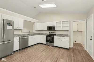 6630 Sparrowood Drive, Indianapolis - 5