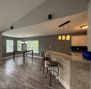 5884 Hollow Oak Trail, Carmel - 10