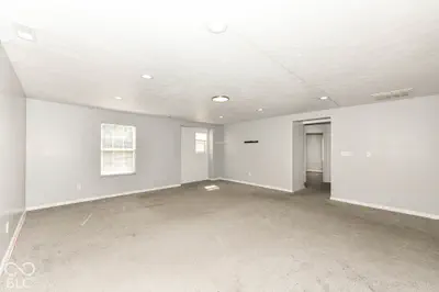 8030 Cole Wood Boulevard, Indianapolis - 25