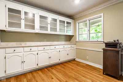 402 Kessler Boulevard West Drive, Indianapolis - 29