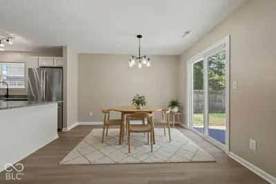 9904 Comb Run Court, Avon - 3