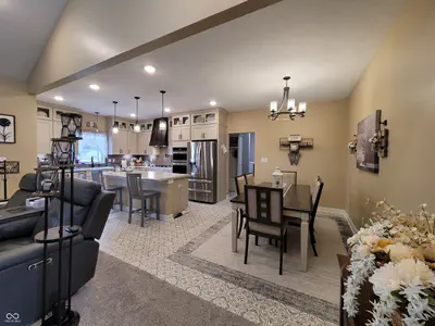 1485 Monroe Way, Rushville - 10