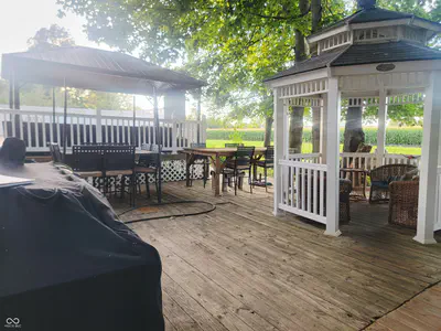 592 Paradise Drive, Rochester - 36