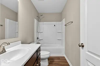 1012 Cyprian Way, Lebanon - 38