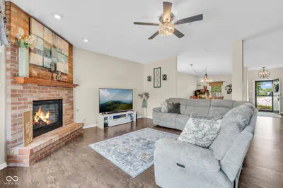 8801 Browns Valley Lane, Camby - 15