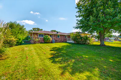 3865 County Road 295, North Vernon - 46