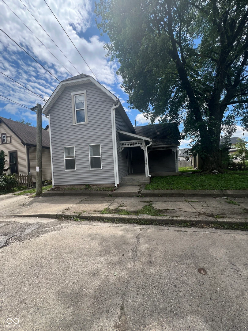 11 Iowa Street, Indianapolis
