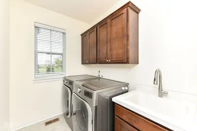 15679 Woodford Drive, Westfield - 29