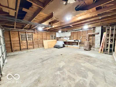 5717 Clover Maple Drive, Fairland - 36