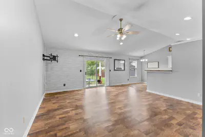 802 Allendale Drive, Seymour - 3