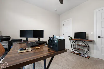 525 Gilder Drive, Carmel - 32
