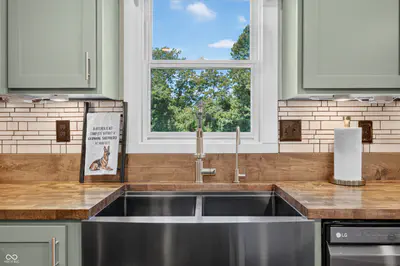 6876 W 300 S, Morgantown - 27