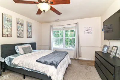 15289 Ten Point Drive, Noblesville - 16