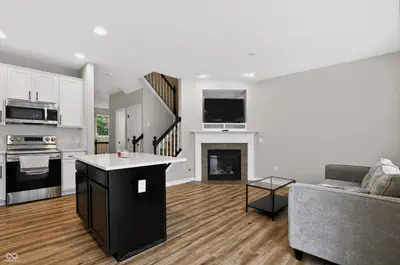 433 Sheets Drive, Carmel - 12