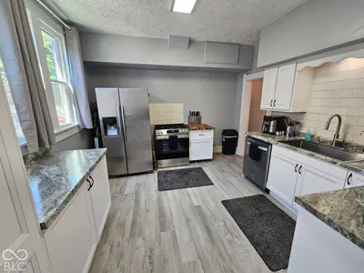 917 8th Street, Anderson - 9