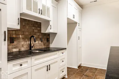 15721 Vantage Court, Westfield - 53