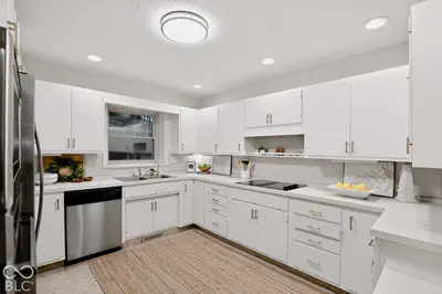 4657 Aldersgate Drive, Carmel - 12