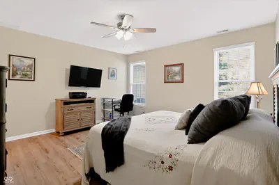 13830 Ellsworth Lane, Fishers - 15