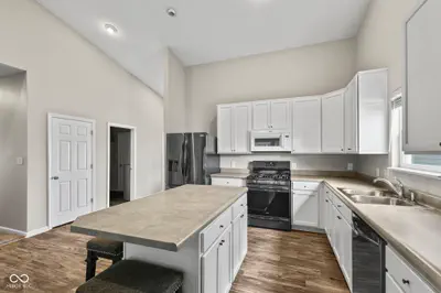 7033 Provincial Drive, McCordsville - 13