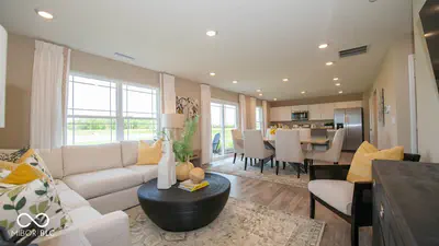 6096 Camarillo Drive, Whitestown - 13