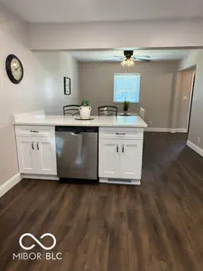 15007 Bluff Road, Edinburgh - 20