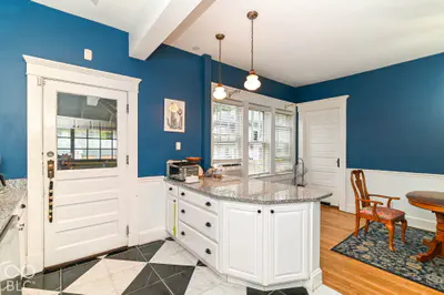 974 Woodruff Place East Drive, Indianapolis - 18