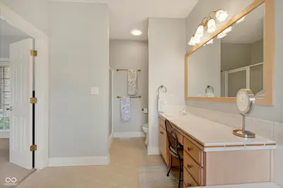 6132 Fox Court, Pendleton - 15