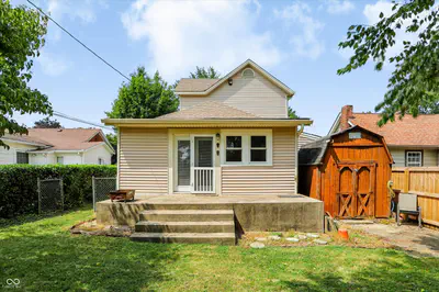 551 E Adams Street, Franklin - 29