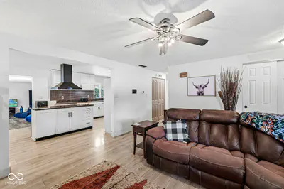 353 Broken Arrow Circle, Indianapolis - 9