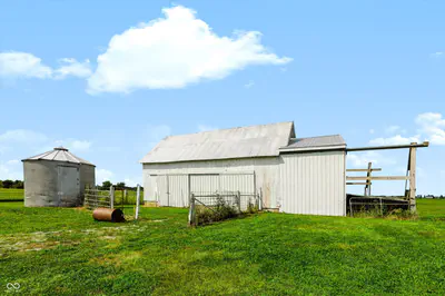 9510 235th Street, Cicero - 61